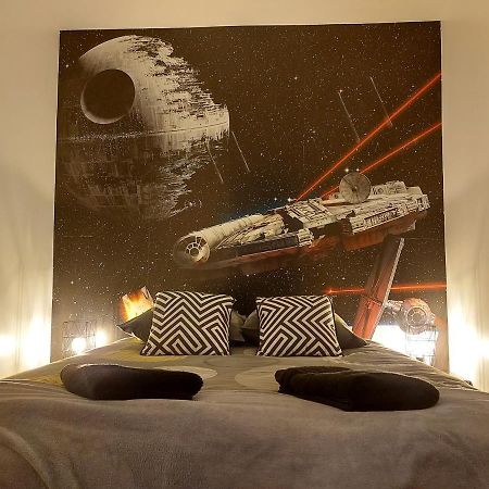 Appartement Cinema Video-Projecteur Et Garage Онфльор Екстериор снимка